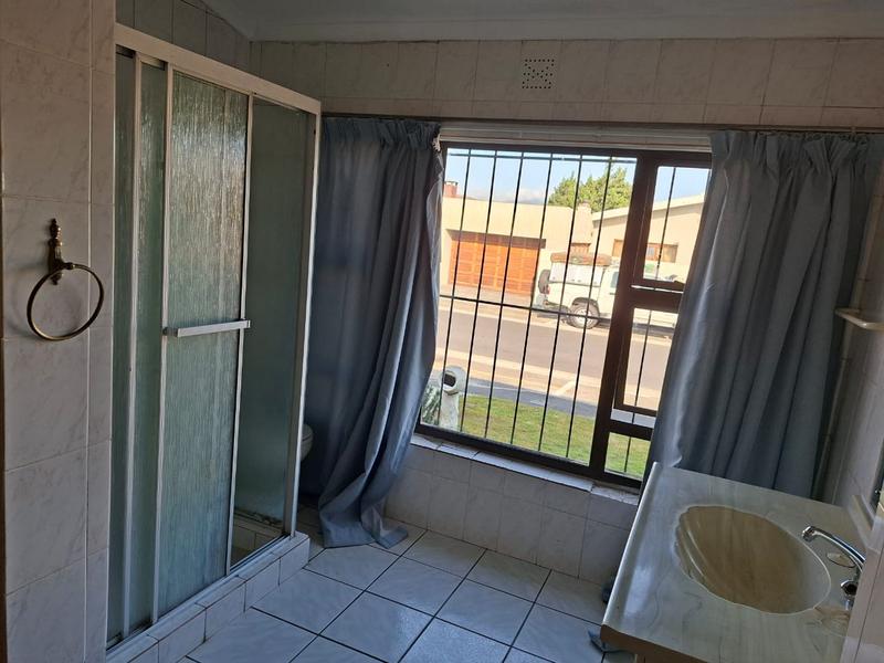 3 Bedroom Property for Sale in Churchill Estate Western Cape